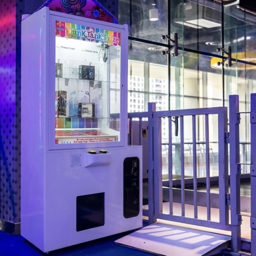 DUNK Tank Prize