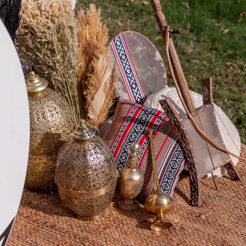 Traditional Circular Backdrop