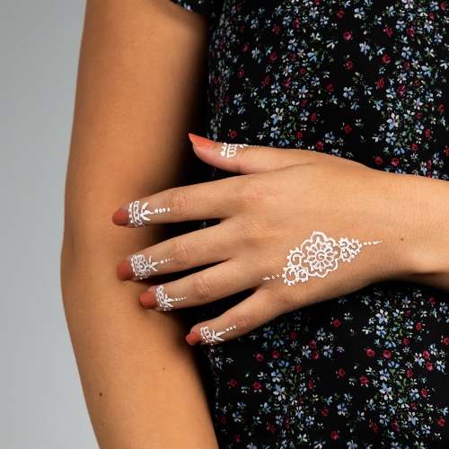 Henna Drawing