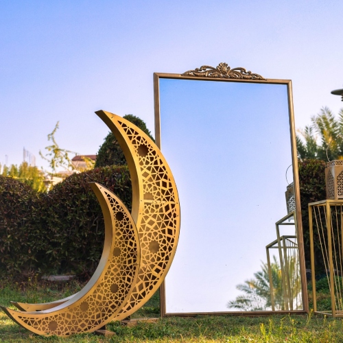 TH Mirror 