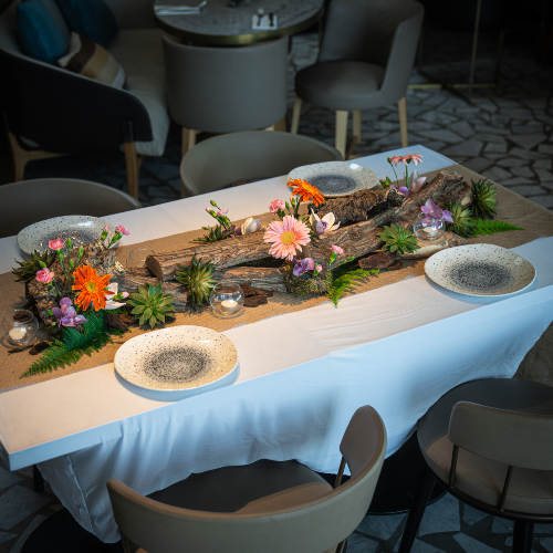 Elegant Garden Style Table Arrangement (Table Decoration)