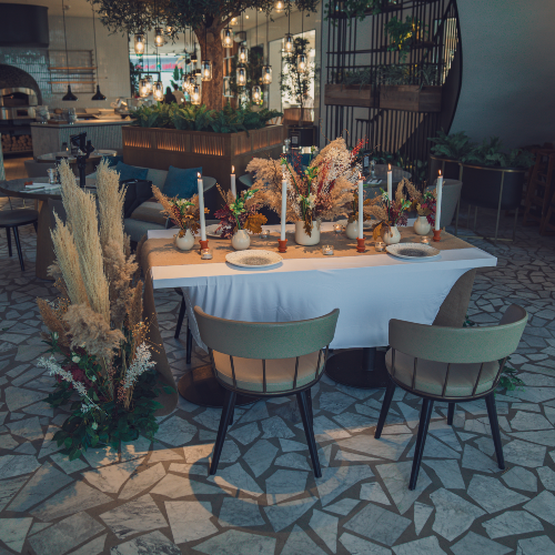 Rustic Style Concept with Side Decoration (Table Arrangement)