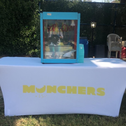 Snacks Catering Station