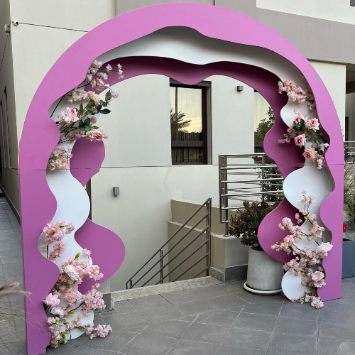 Waved Entrance