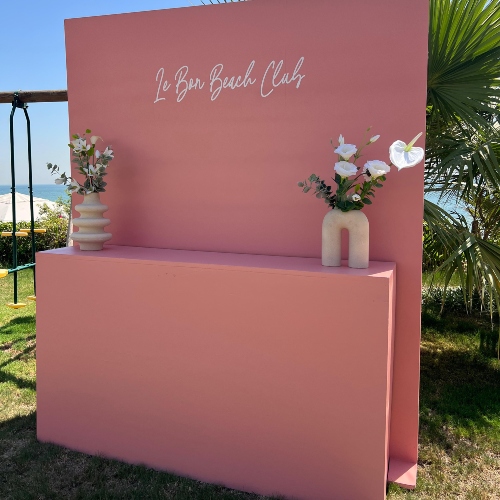 Stand & Table