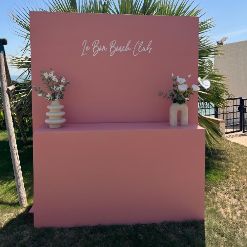 Stand & Table