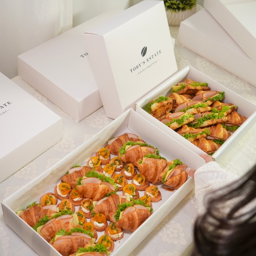 Tobys Estate Coffee & Bites Booth for 100 Persons