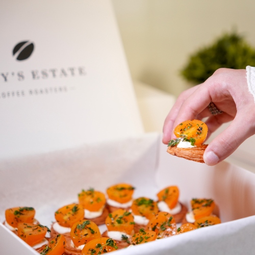 Tobys Estate Coffee & Bites Booth for 150 Persons