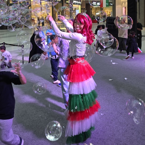 National Day Bubble Show
