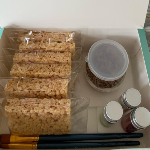Decorate your Rice Krispies Treat