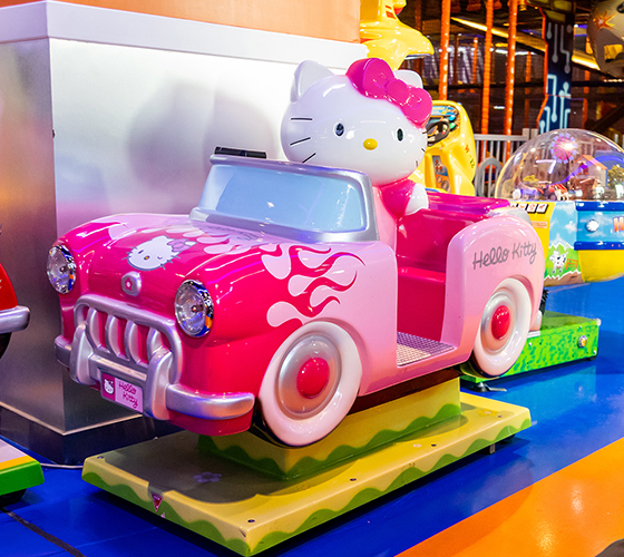 Hello Kitty Kiddie Ride Car