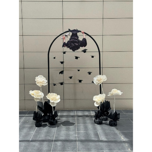 Floral Graduation Setup