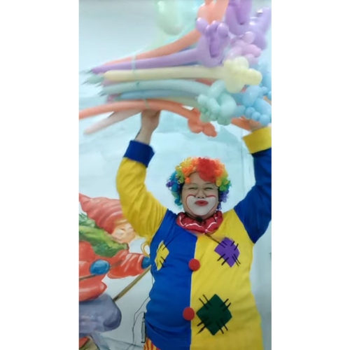 Clown Balloon Twisting
