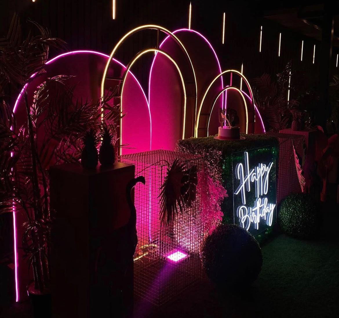 Pink Tropical Theme