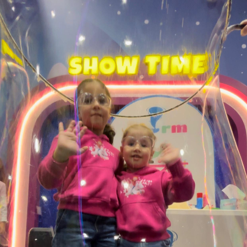 Bubble Show And Game Host
