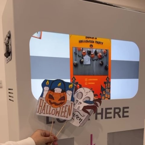 Seasons Photobooth - Halloween Edition