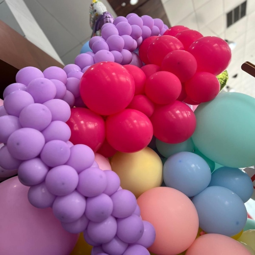 Fun & Cheer Balloon Arch