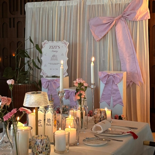 White Curtain & Pink Bows