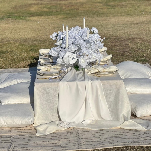 Whispering White Picnic Theme