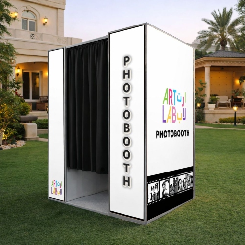 Classic Enclosed Photo Booth