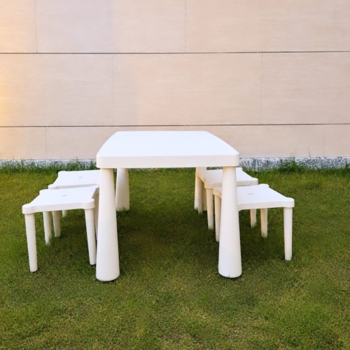 Kids Chairs & Tables